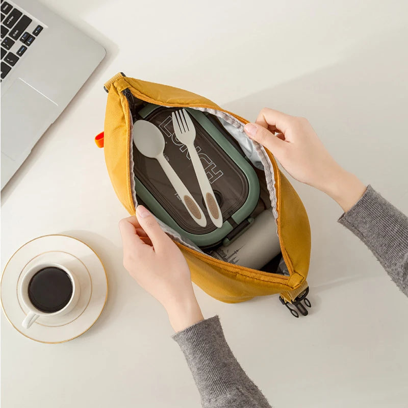 Minimalist Insulated Lunch Bag